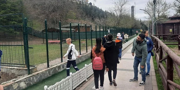 Yabancı öğrenciler Keçiören’i gezdi