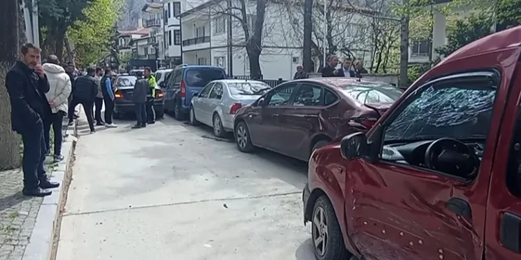 Amasya’da 5 araç birbirine girdi