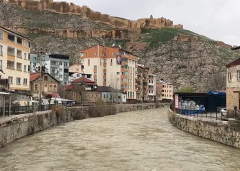 Yağışlar sonrası debisi yeniden arttı