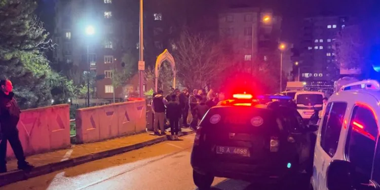 Bursa’da alacak verecek kavgasında bıçaklar konuştu