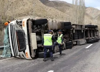 “Ölüm kavşağı”nda yine kaza