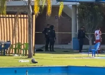 Meksika’da yüzme havuzuna saldırı