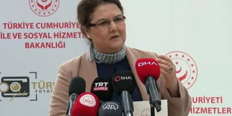 100. Yılda Türk Kadını Fotoğraf Sergisi