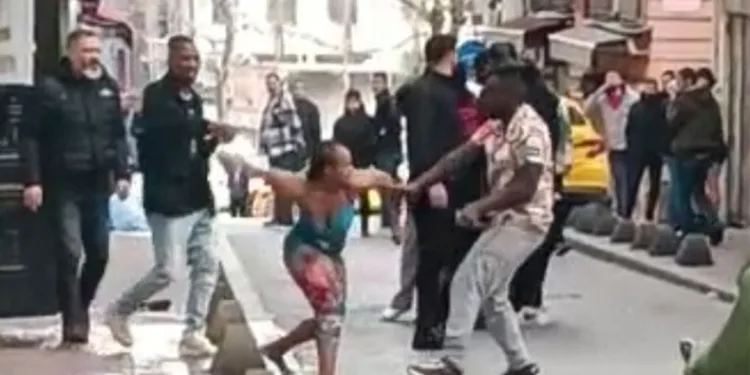Dinlenip dinlenip kavga ettiler