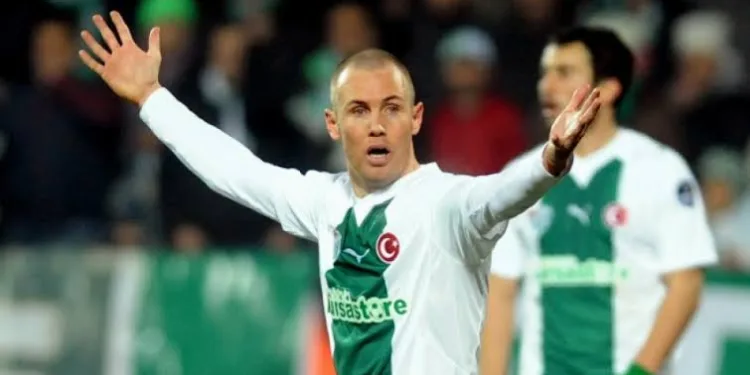 Bursaspor’un eski golcüsü Kenny Miller şimdi nerede?