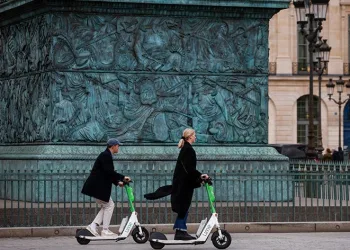 Paris’te elektrikli scooter kullanımı yasak