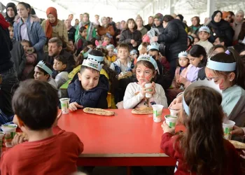 Yıldırım’da çocuklar için iftar vakti