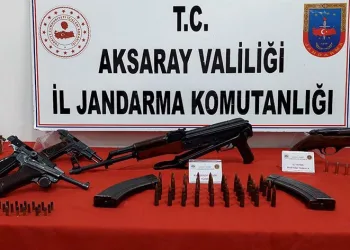 Fırın bacasından cephanelik çıktı