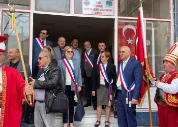 İznik’te Fransızlar mehter ile karşılandı