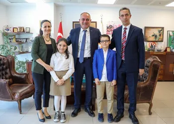 Gemlik’te Belediye Başkanlığı çocuklara emanet