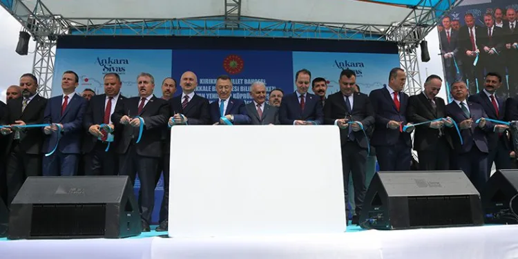 Yüksek Hızlı Treni Kırıkkale’de coşkuyla karşılandı