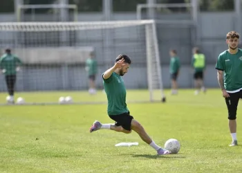 Bursaspor hazırlıklarına devam etti