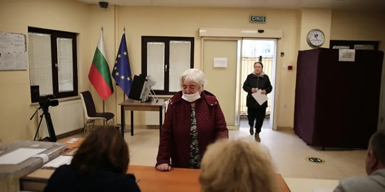 Bulgaristan seçimleri için 39 sandık kuruldu