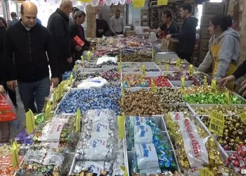 Bayram şekeri tezgâhları renklendirdi