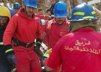 İnşaat halindeki AVM çöktü
