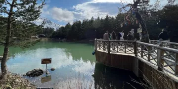 Limni Gölü’nde turizm sezonu