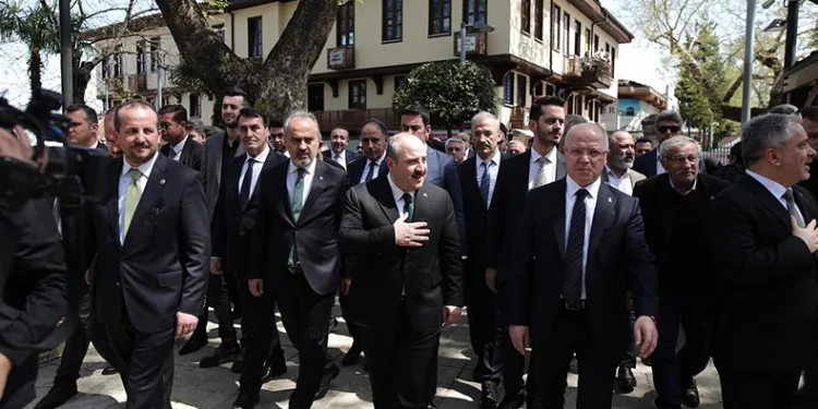 Varank, seçim çalışmalarını Togg ile başlattı