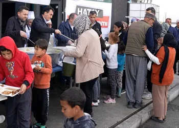 Ramazanın bereketi deprem bölgesinde