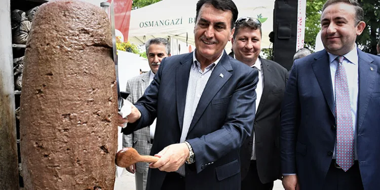 Bursa’nın lezzetleri Osmangazi’de tanıtılıyor