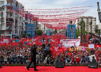 “Kendimi ifade etmekten çekiniyorum”