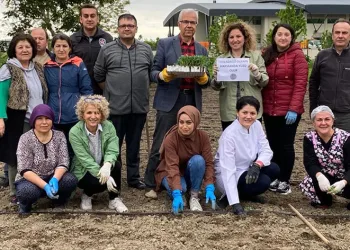 Mustafakemalpaşa MYO’dan yeşil dokunuş