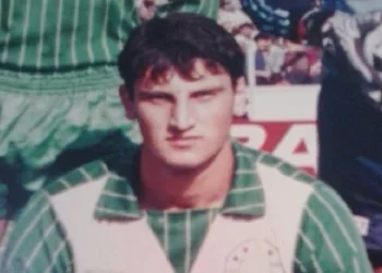 Bursasporlu eski futbolcu Ergin Parlar hayatını kaybetti