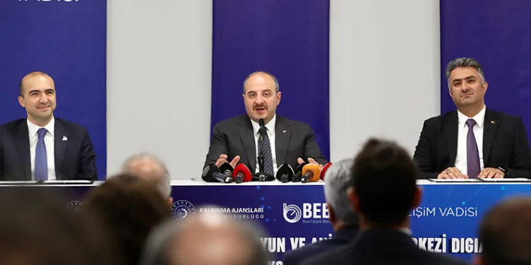 Mustafa Varank, BEBKA İş Birliği imza törenine katıldı