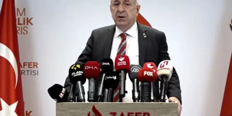 ‘Elimiz kolumuz bağlandı’