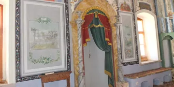 Tarihi resimli cami ilgi odağı oldu
