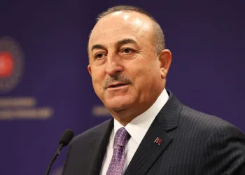 Çavuşoğlu’ndan Kılıçdaroğlu’na ‘Rus turist’ çıkışı