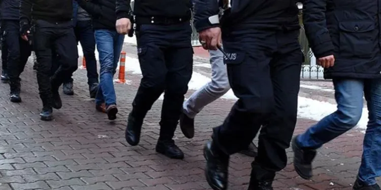 9 ilde FETÖ operasyonu: 15 gözaltı