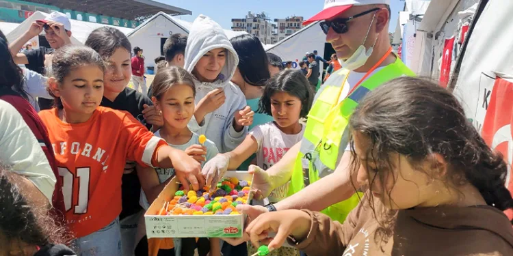 Adapazarı’ndan Hatay’a bilim köprüsü