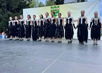 Halk Dansları Topluluğu Bulgaristan’da gönülleri fethetti