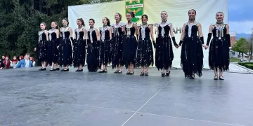 Halk Dansları Topluluğu Bulgaristan’da gönülleri fethetti