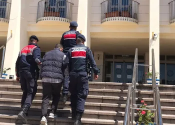25 yıl hapis cezasıyla aranıyordu