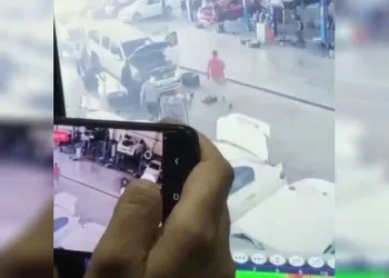 Tamir etmeye çalışırken hayatını kaybetti