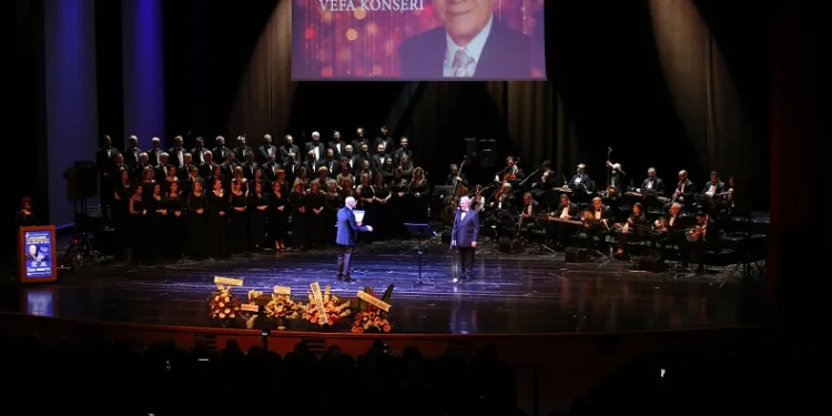 Bursa’da “Erdinç Çelikkol’a Vefa Gecesi Konseri”