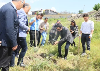 “Dünya Tütünsüz Günü’nde fidan dikildi