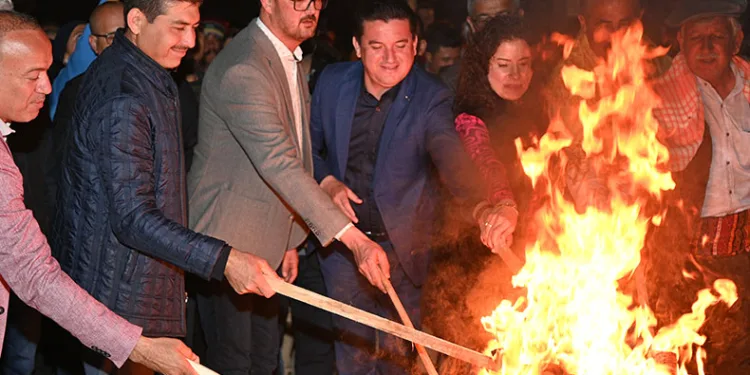 Kumluca’da Yörük ateşi yakıldı