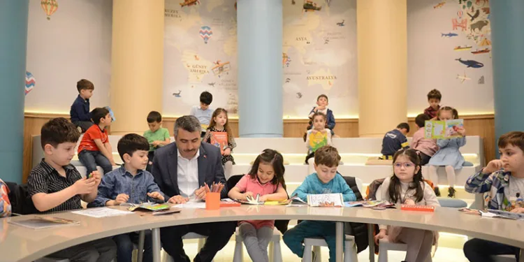 Mimar Sinan Çocuk Kütüphanesi hizmete açıldı