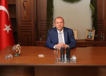 “Gençlerimizin her zaman yanındayız”