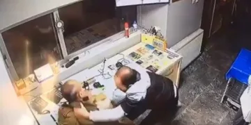 Başkentte engelli durak görevlisine saldırı