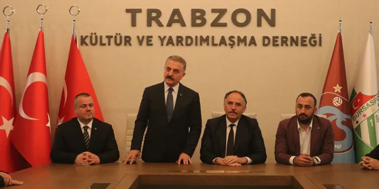Büyükataman’dan demokrasi çağrısı