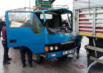 Bursa’da zincirleme kazada 2 kişi yaralandı