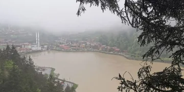 Uzungöl çamurgöl oldu