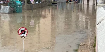 Mersin’de cadde göle döndü