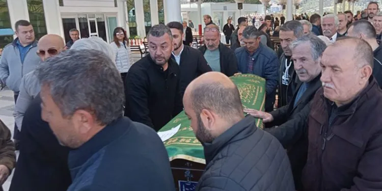Hayatını kaybeden şoför son yolculuğuna uğurlandı