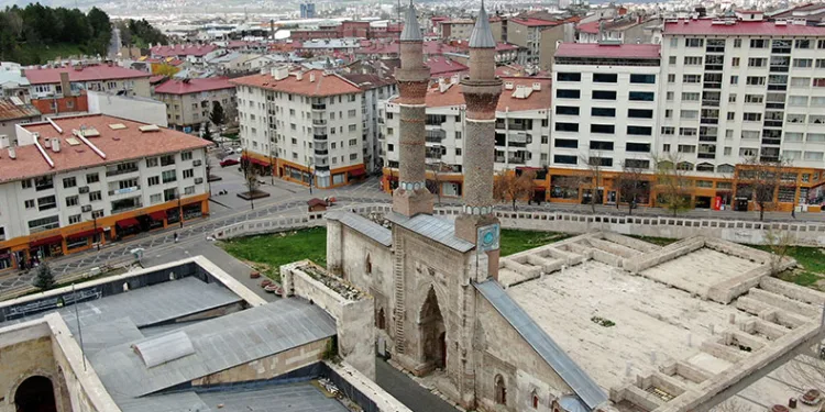 Canlı doğan bebek sayısı düşütü