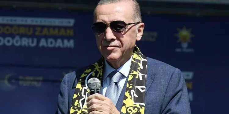 “Bahar gelir, yaz gelir. Sayılı gün tez gelir”