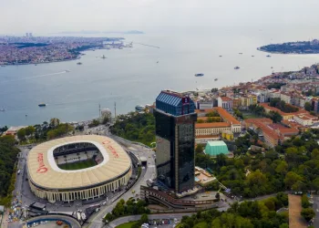 Karagümrük, Adana Demirspor’u Vodafone Park’ta ağırlayacak